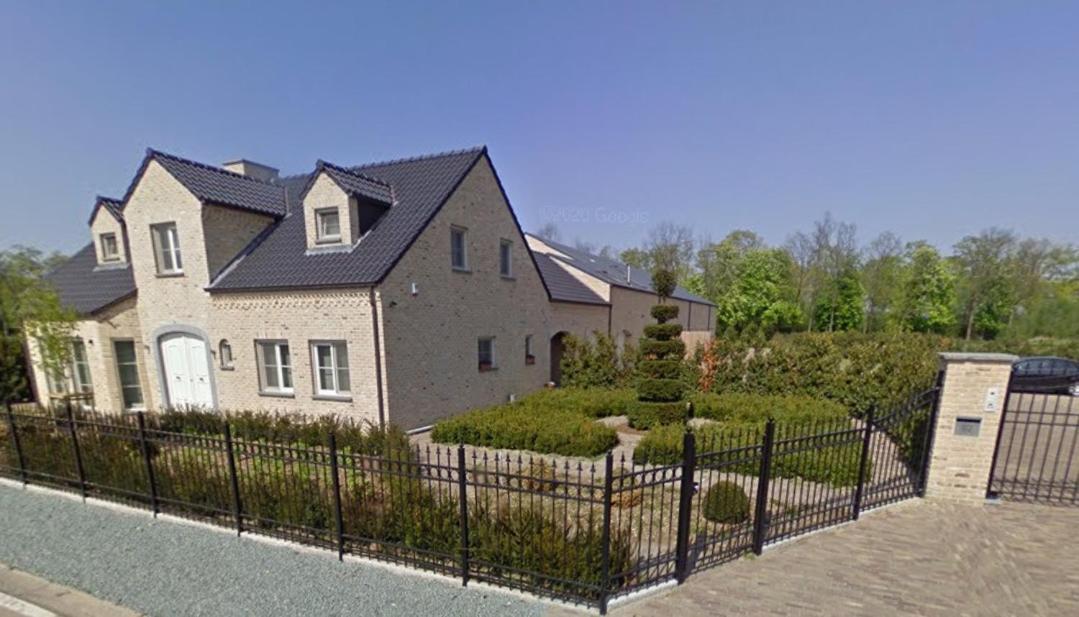 Susberg 4 Apartment Pelt Luaran gambar