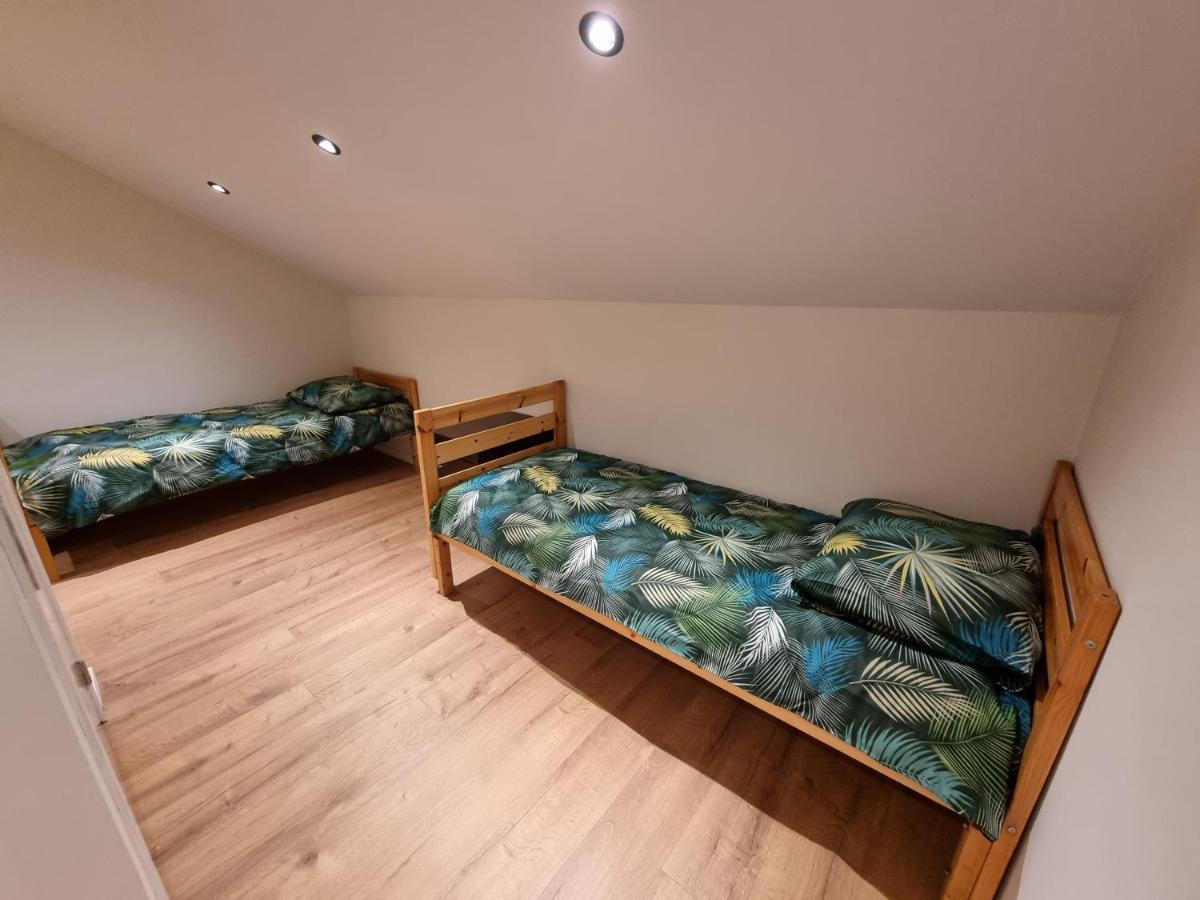 Susberg 4 Apartment Pelt Luaran gambar